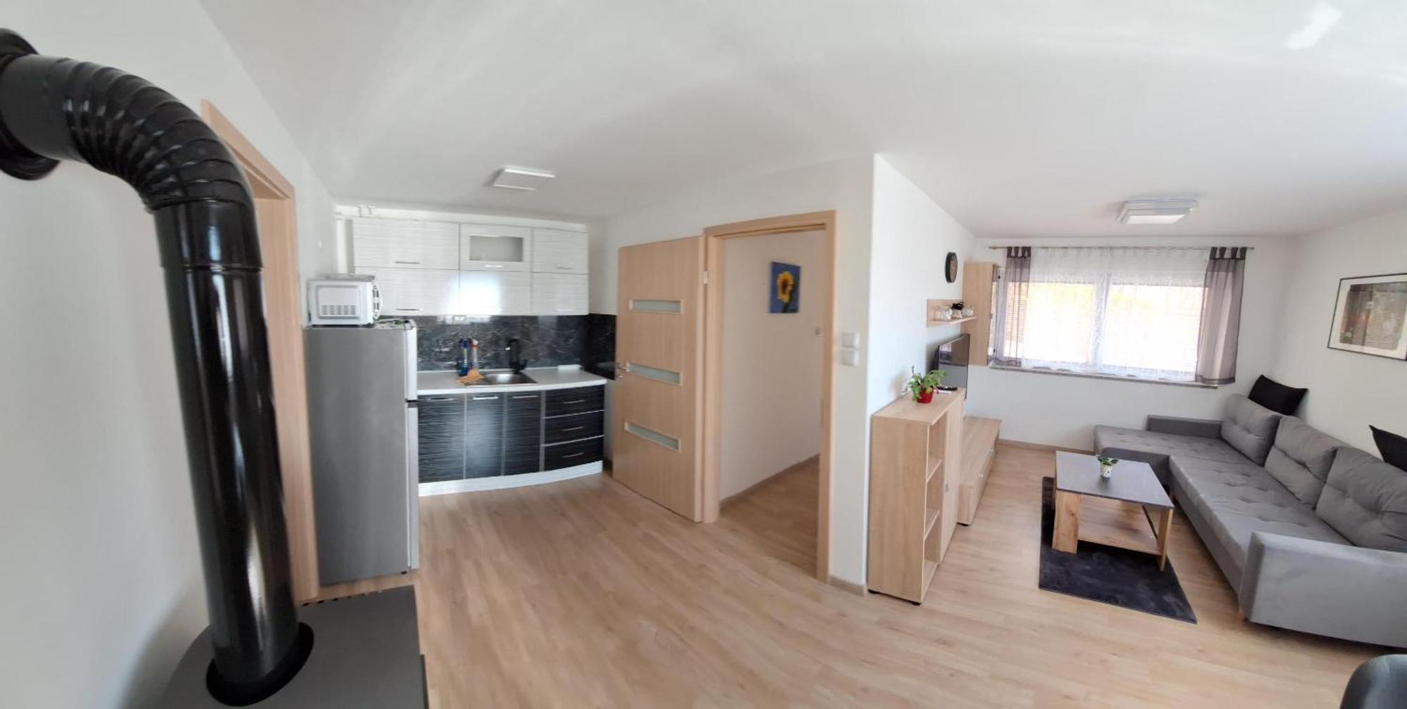 Apartment Belka Jesenice Luaran gambar