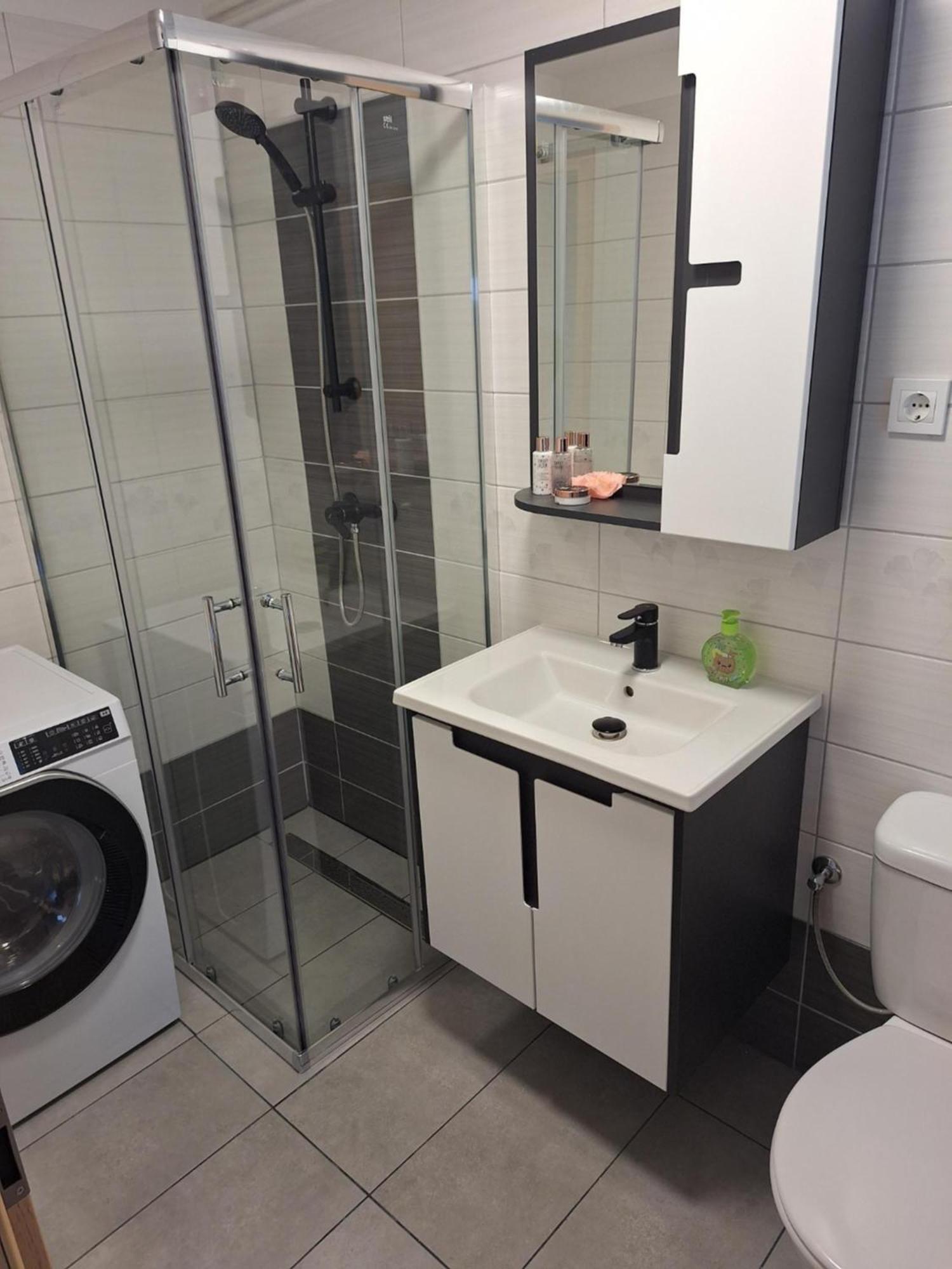 Apartment Belka Jesenice Luaran gambar