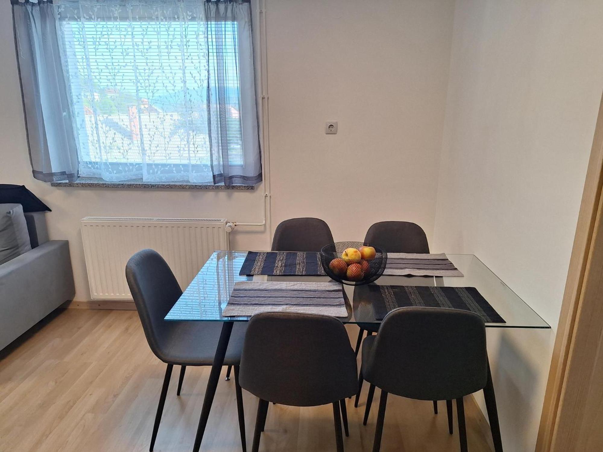 Apartment Belka Jesenice Luaran gambar