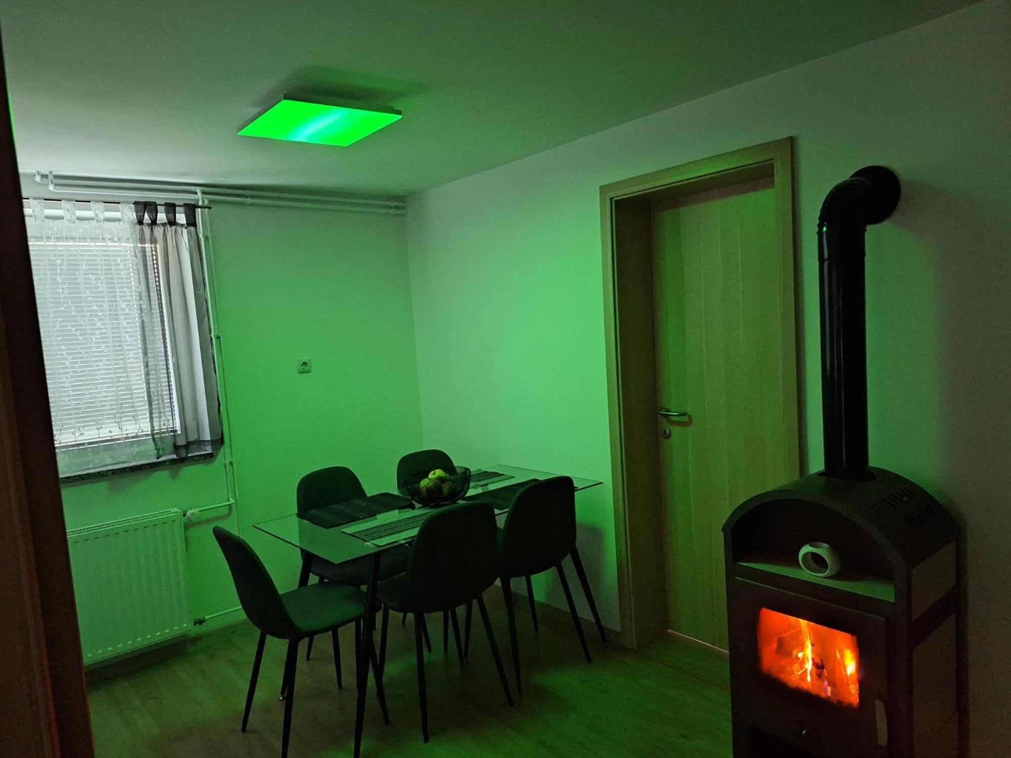 Apartment Belka Jesenice Luaran gambar