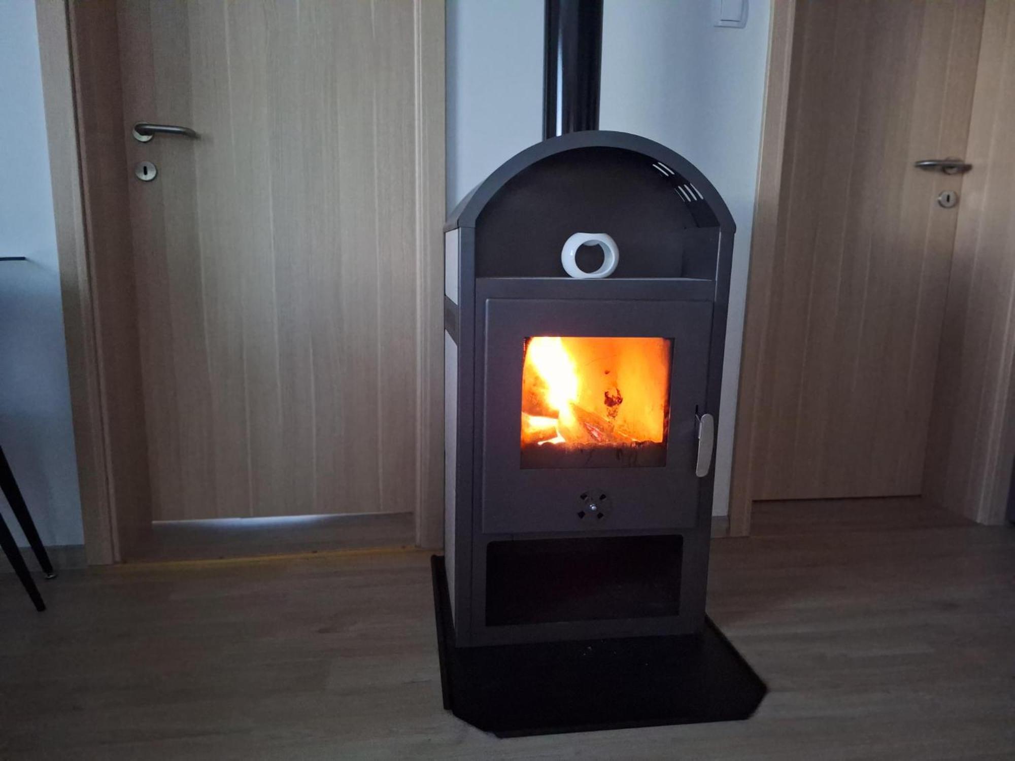 Apartment Belka Jesenice Luaran gambar