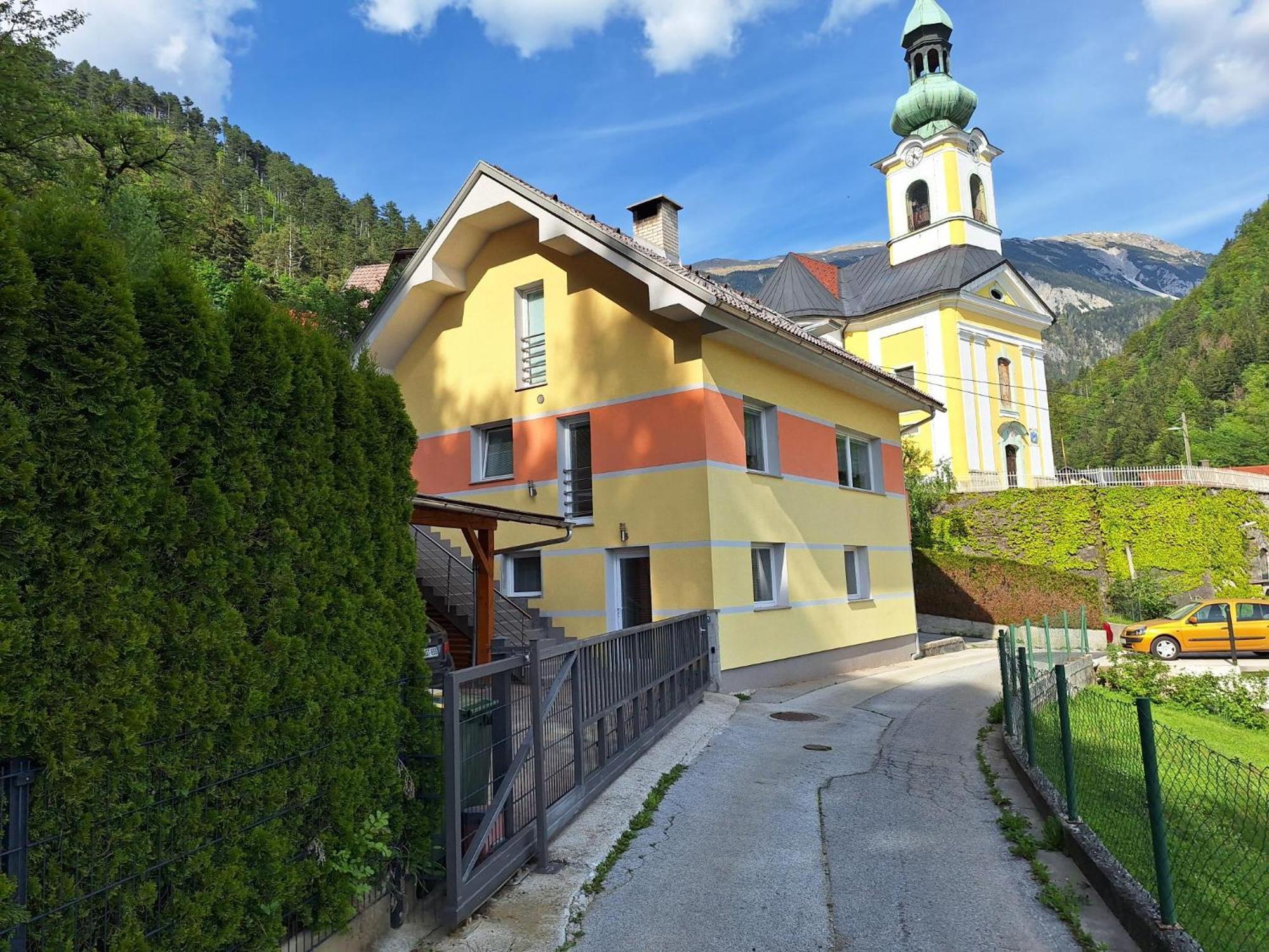 Apartment Belka Jesenice Luaran gambar